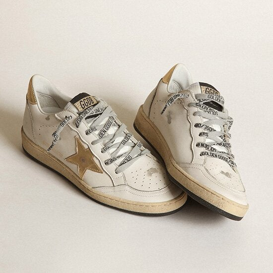 Golden Goose Women's Ballstar Sneaker 2