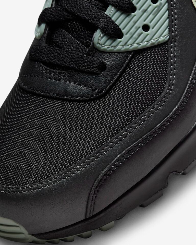 Nike Air Max 90 Gore-Tex Sneakers Black/Anthracite/Mica Green FD5810-001 07